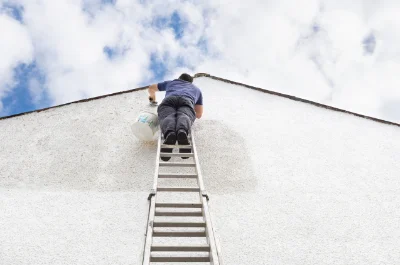 Peinture extérieure à Cateri — façades et ravalement